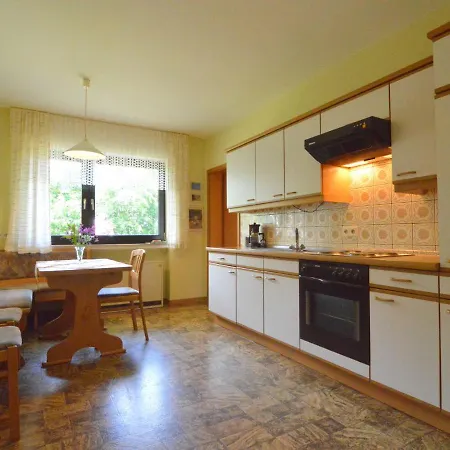 Apartmán Cozy With Private Garden In Hontheim Sellerich